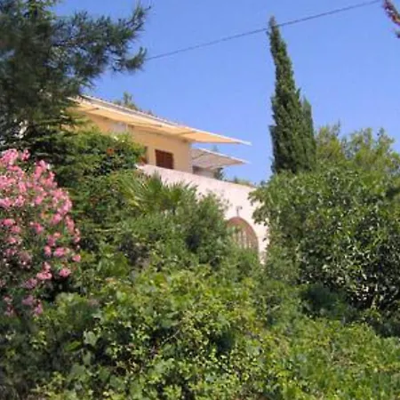 Zlatko Lägenhet Prvić Luka