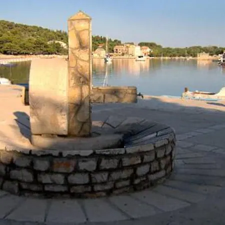 Zlatko * Prvić Luka