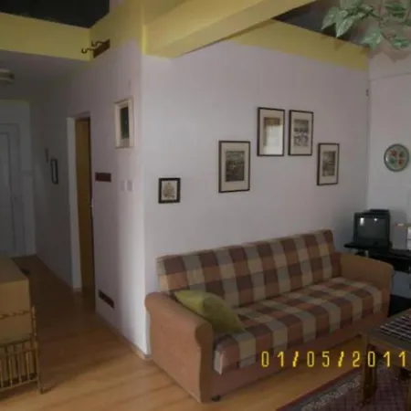 Zlatko Apartamento